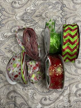 Christmas, Holiday Ribbon Bundle - Green & Red Decorative Ribbon Set 100+ yards